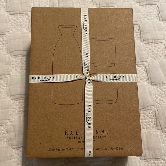 Rae Dunn Sake Set with 2 Sake cups and Sake Pitcher - NWT and in packagi… - Picture 3 of 5